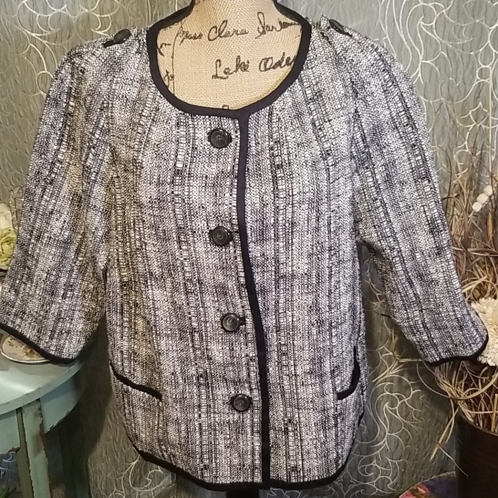 🔥SALE🔥 Talbots Tweed Jacket Size 16WP- NW